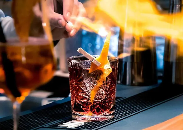 Ξενοδοχείο Alpina 4*