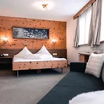 Alpina 4* Ischgl