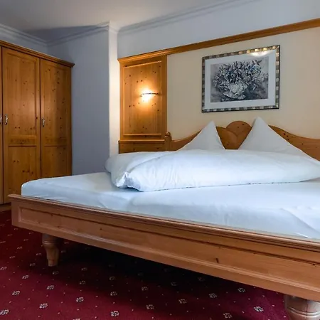 Alpina Hotel Ischgl